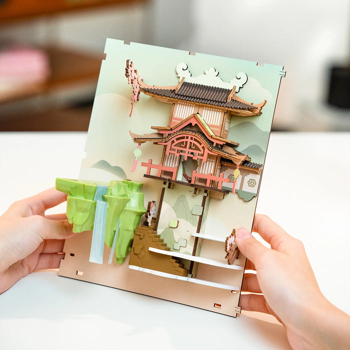 Kit di costruzione in legno Book Nook – Cascata di fiori di ciliegio 