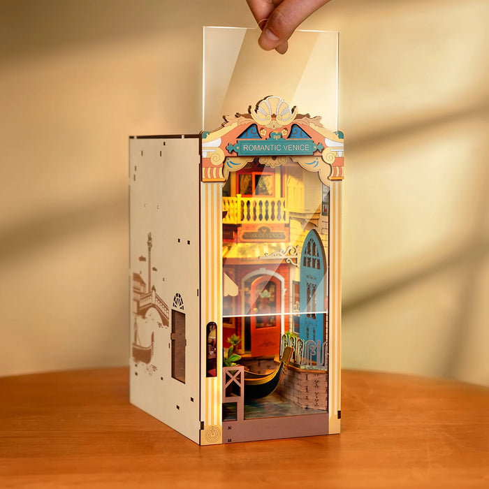 Book Nook Wood Kit – Romantic Venice 