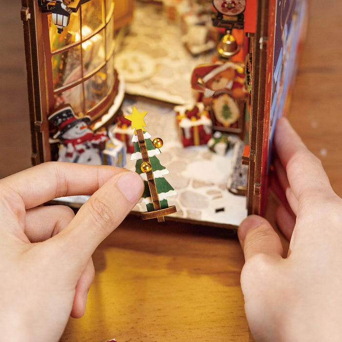 Kit de construcción de madera Book Nook – Calle de Navidad 