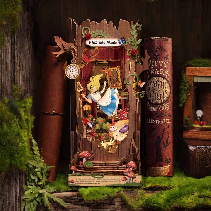 Book Nook Holzbausatz – Fall ins Wunderland