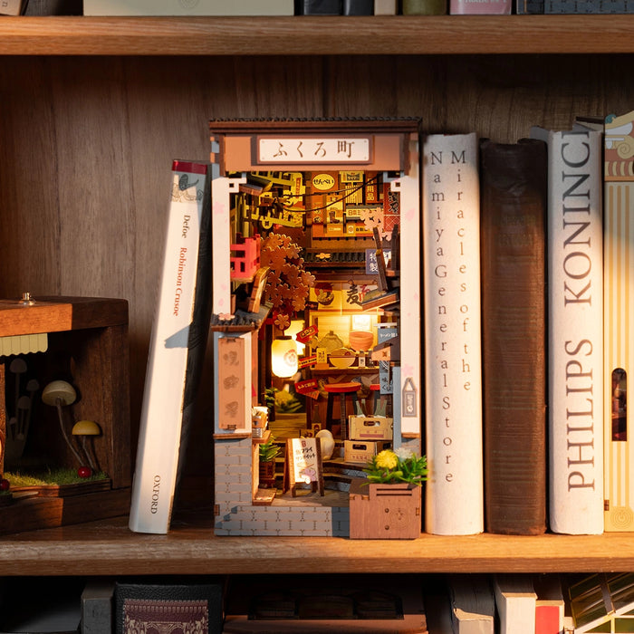 Book Nook Houten Bouwpakket – Sakura Wijngaard 