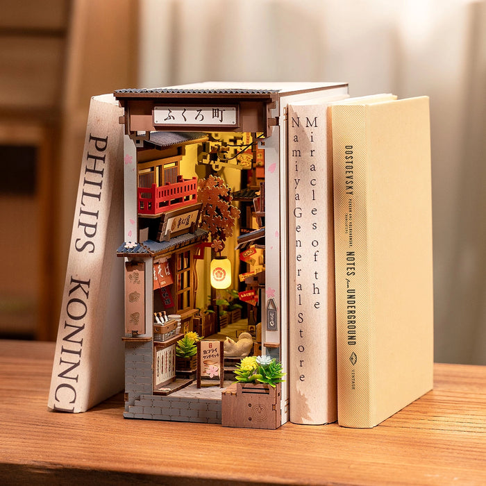 Book Nook Houten Bouwpakket – Sakura Wijngaard 