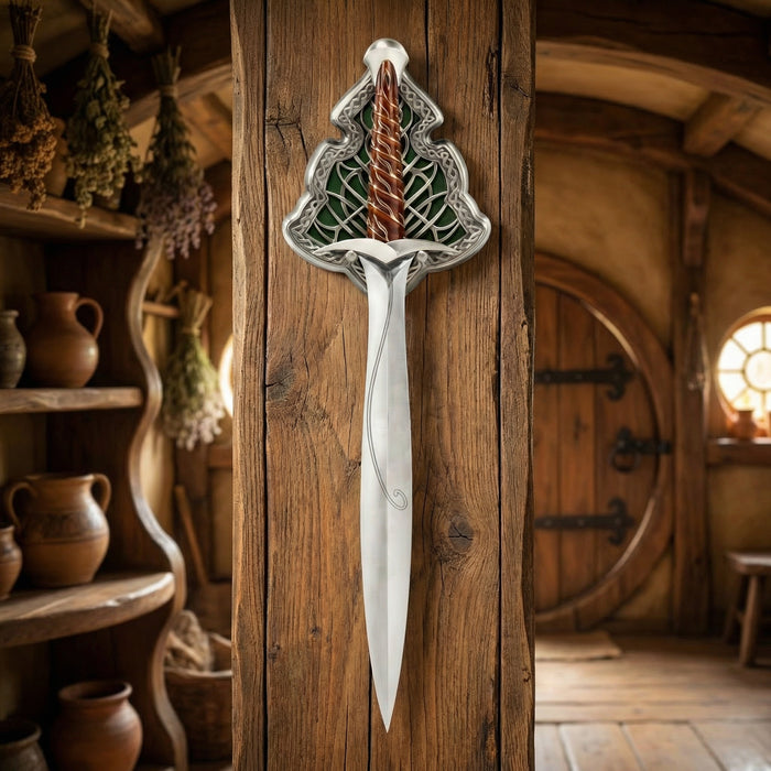 23256_der-herr-der-ringe-stich-replikat-mit-wandhalterung-main.jpg