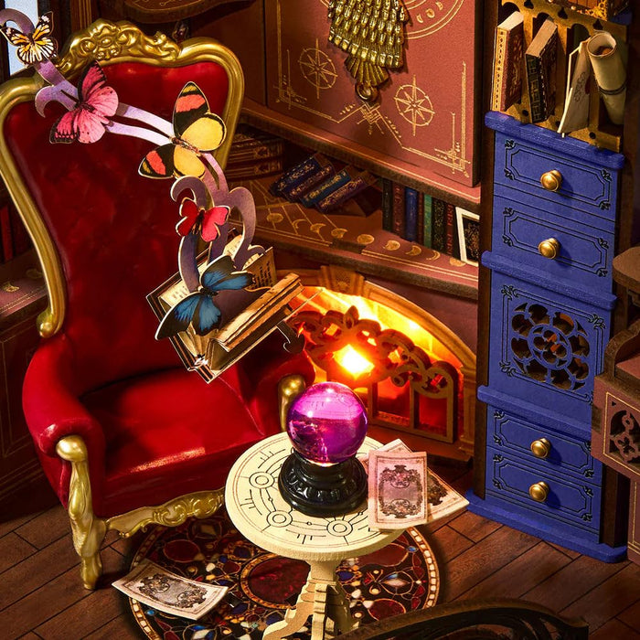 Book Nook Holzbausatz – Magische Fantasy-Ecke