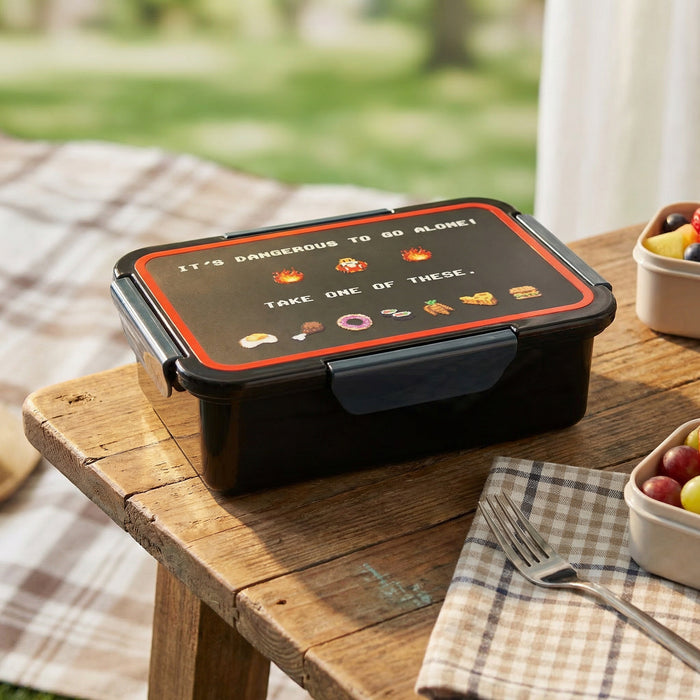 productImage-21528-wasserdichte-lunchbox-its-dangerous-to-go-alone-9.jpg