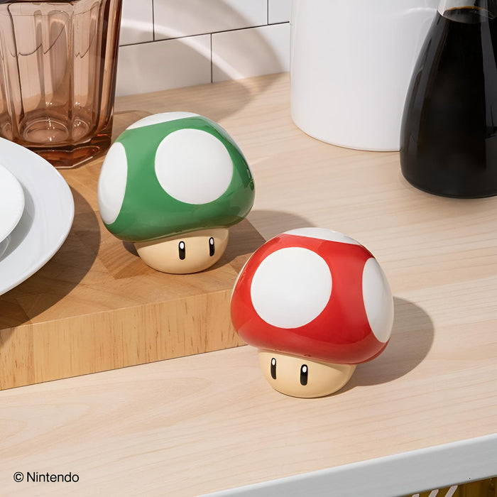 productImage-22929-super-mario-pilze-salz-und-pfeffer-streuer-1.jpg