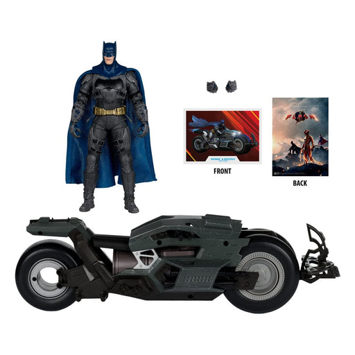 Batman con Batcycle de The Flash