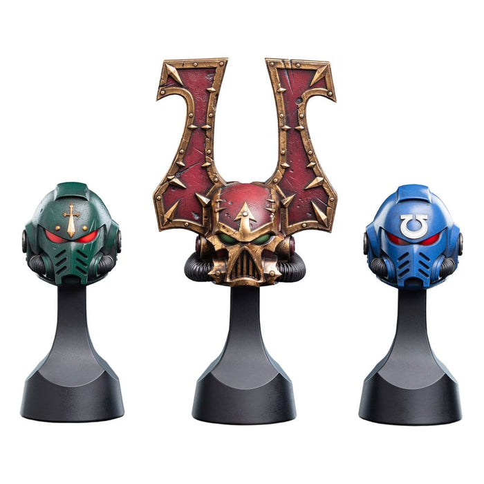 Replica dell'elmo degli Ultramarines di Warhammer 40,000