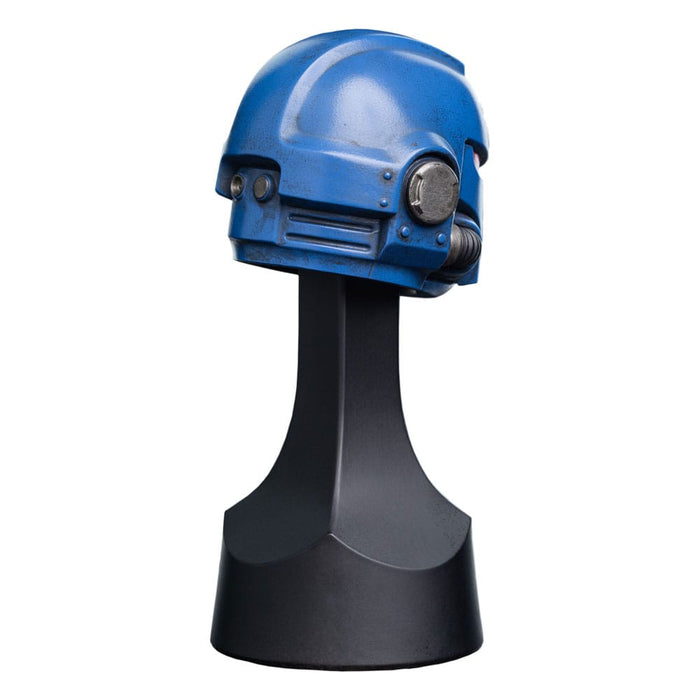 Replica dell'elmo degli Ultramarines di Warhammer 40,000