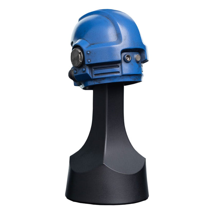 Replica dell'elmo degli Ultramarines di Warhammer 40,000